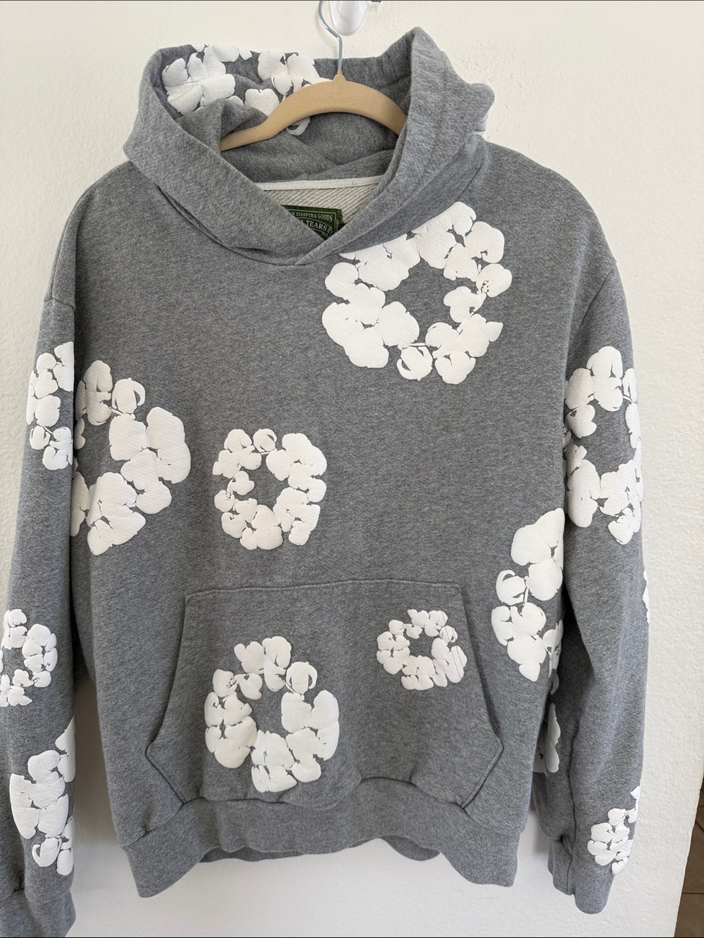 Authentic Denim Tears The Cotton Wreath Hoodie Grey Size Small